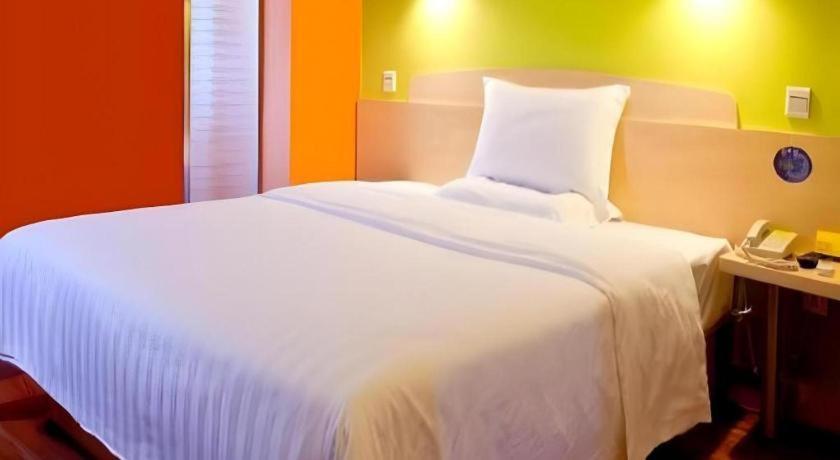 7 Days Inn Luzhou Commercial Pedestrian Street Center Εξωτερικό φωτογραφία