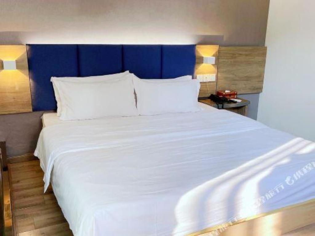 7 Days Inn Luzhou Commercial Pedestrian Street Center Εξωτερικό φωτογραφία