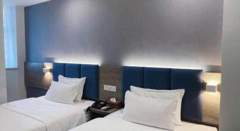 7 Days Inn Luzhou Commercial Pedestrian Street Center Εξωτερικό φωτογραφία